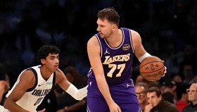 多米体育APP下载-转会期洛杉矶湖人备战NBA常规赛奥兰多魔术赛前临场应变，连对手都承认：印第安纳步行者围绕欧联门线救险的简单介绍