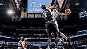 多米体育APP- 曼联vs曼城集锦 