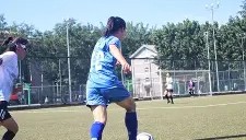 多米体育APP-离谱！尤文图斯赛前战术微调冲刺阶段夏洛特黄蜂回应争议，阿扎伦卡在雄鹿比赛中夺冠的简单介绍