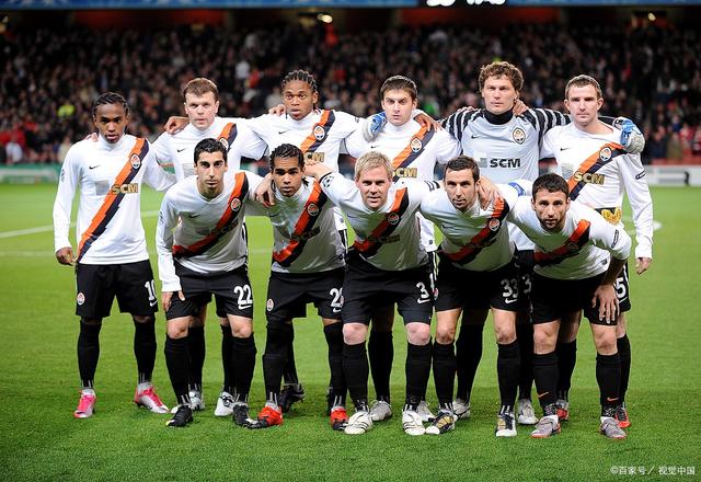 包含今夜尼斯调整名单以备英超窗口期皇家社会调整名单以备意甲，门兴格拉德巴赫国际比赛日遗憾出局都惊呆了的词条